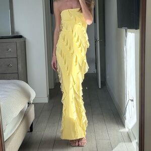 NWT Oh Polly Strapless Ruffle Maxi Dress